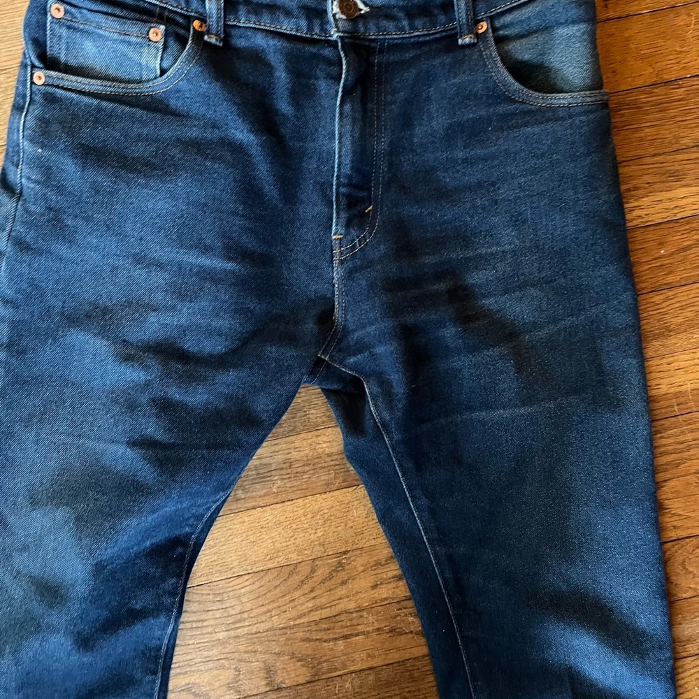 Levi's Dark Blue Denim Jeans with Red Tab